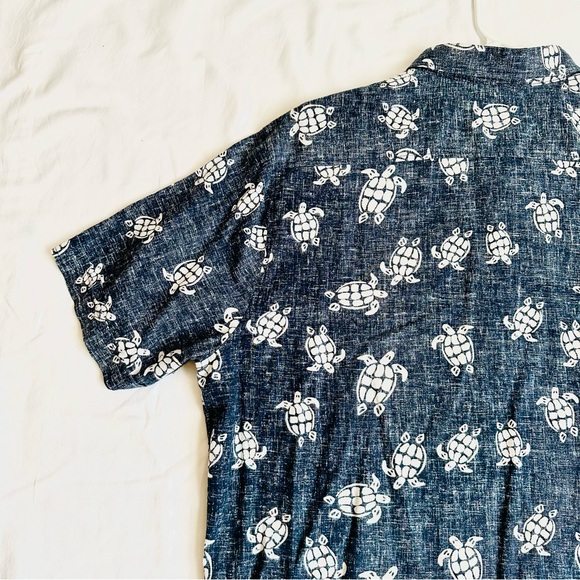 ★ Natural Blue by Visitor Turtle Casual Button Down - Printed ★ - Picture 14 of 17